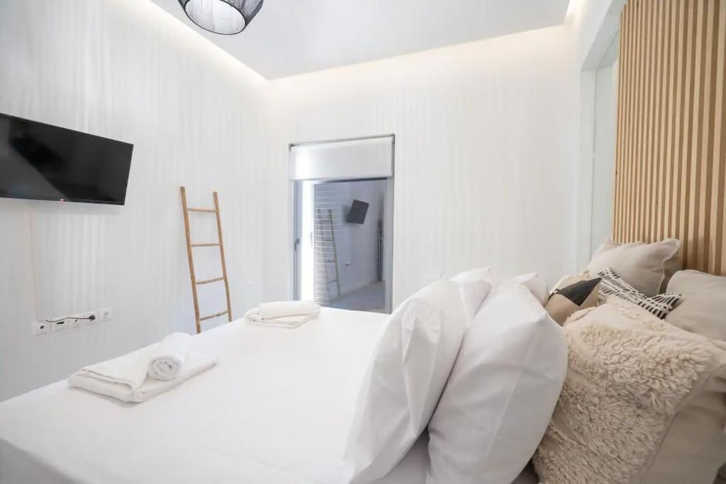 Piraeus Cozy Apartment For 4 Persons Eksteriør billede