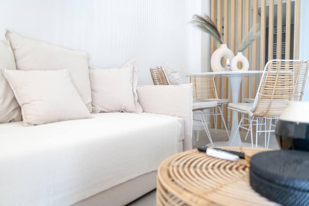Piraeus Cozy Apartment For 4 Persons Eksteriør billede